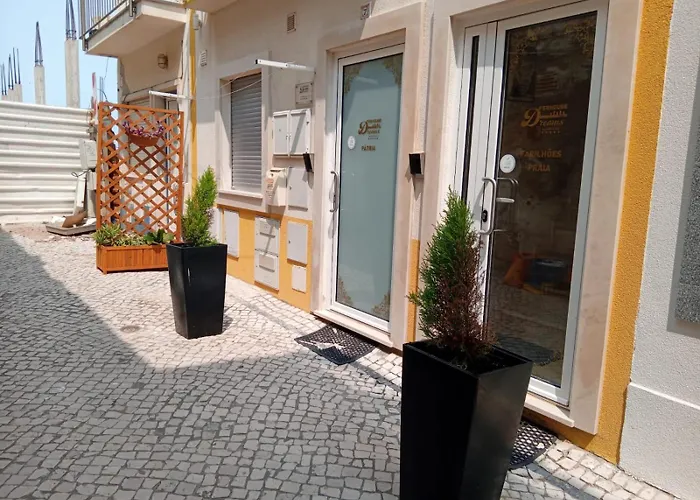 Ferhousedreams-praia نازاريه